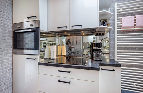 Kremperheide Apartment | Apartment 'Dahmlos' with Private Terrace, Shared Garden and Wi-Fi
