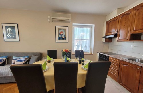 Sveti Anton Apartment | Apartment Danica with Balcony