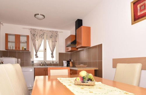 Ugljan Apartment | Apartment Davor-3