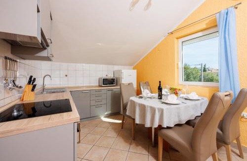 Dramalj Apartment | Apartment Davor