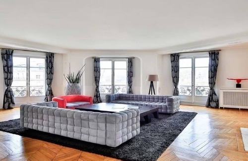 Quartier de la Plaine-de-Monceaux Apartment | Apartment De Luxe 300m² - 7 Chambres -Next to Parc Monceau Gate- Paris 8