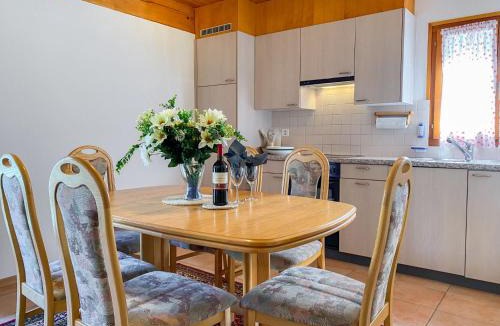Augio Apartment | Apartment Della Posta Cervo Giardino by Interhome