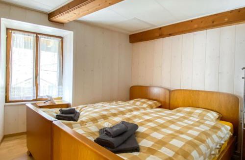 Augio Apartment | Apartment Della Posta Stambecco by Interhome