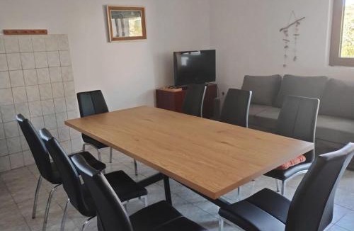 Kaprije Apartment | Apartment Denis