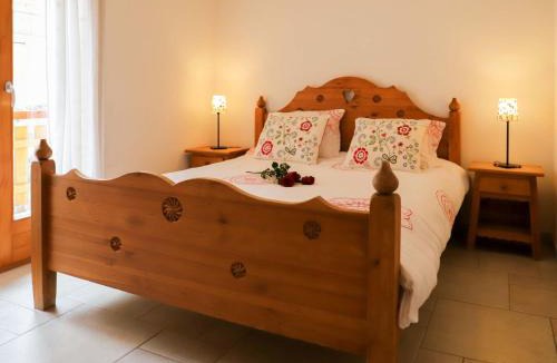 Saint-Pierre-de-Clages Apartment | Apartment Domaine des Reines C10 by Interhome