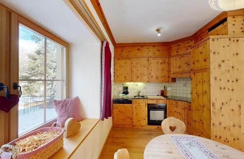 Samedan Apartment | Apartment Domiziana