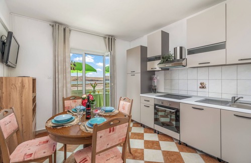 Dinjiska Apartment | Apartment Don