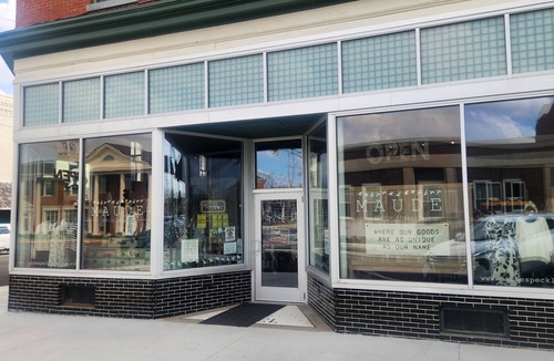 Monmouth Apartment | Apartment Downtown Monmouth by Market Alley