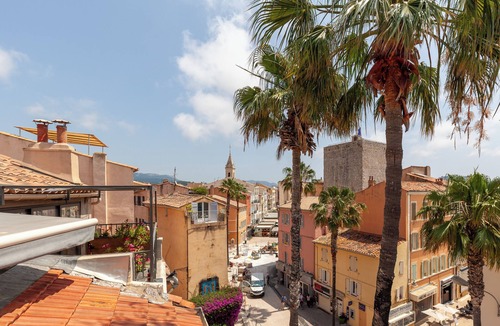 Malo-les-Bains Apartment | Apartment 'Eau Salée' with Wi-Fi and Air Conditioning