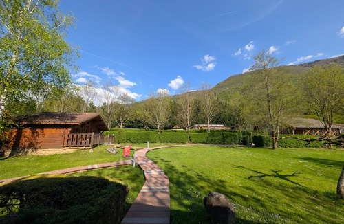 Vaulnaveys-le-Bas RV Rental | Apartment "Edelweiss" with mountain view, Wi-Fi and air conditioning