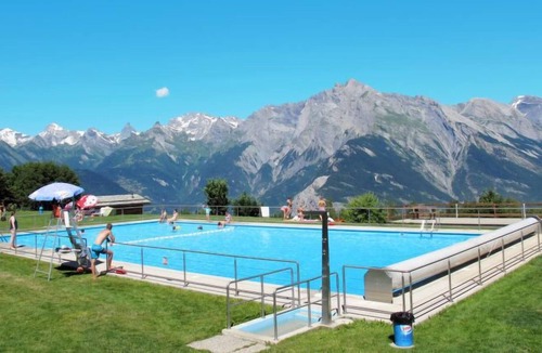 Saint-Pierre-de-Clages Apartment | Apartment Eden Roc 56 in Nendaz - 6 persons, 2 bedrooms