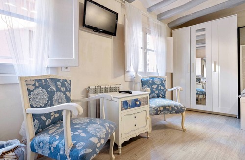 Alcorisa Apartment | Apartment 'El Capricho De Alcorisa' with Wi-Fi for 8 Guests