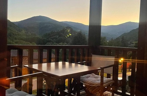 Llanars Apartment | Apartment "El Mirador de Llanars" with Access to Ski Slopes & Mountain View