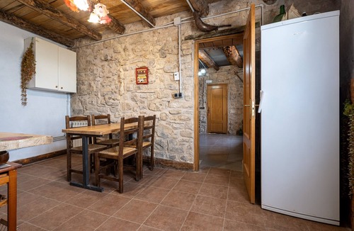 Fores Apartment | Apartment 'El Mirador Del Cel 1' with Mountain Views, Shared Garden and Wi-Fi
