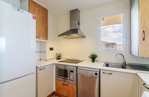 Hoya de los Patos Apartment | Apartment 'El Mirador' with Sea View, Wi-Fi and Air Conditioning