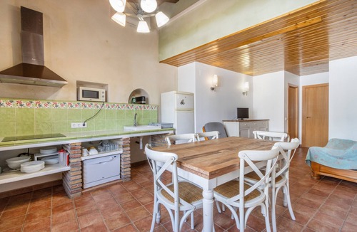Bellestar House | Apartment 'El Pedregal' with Mountain View, Wi-Fi and Air Conditioning