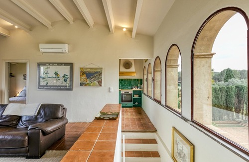 Ventallo Apartment | Apartment 'El Pedró Panoramic' with Mountain View, Wi-Fi and Air Conditioning
