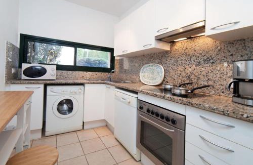 L'Escala Apartment | Apartment Empuries Beach by Interhome