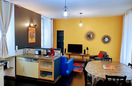 Eaux-Bonnes Apartment | Apartment-Ensuite with Bath-Jasmin