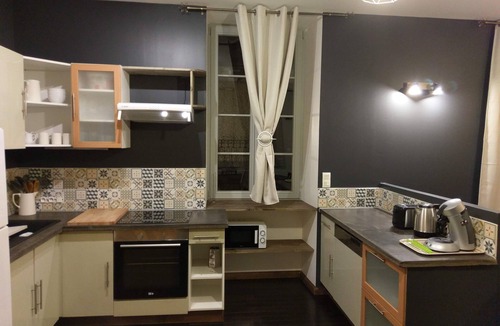 Eaux-Bonnes Apartment | Apartment-Ensuite with Bath-Jasmin