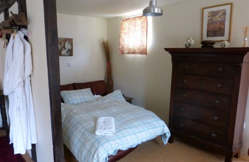 Crewkerne Bed & Breakfast | Apartment Ensuite - Willow