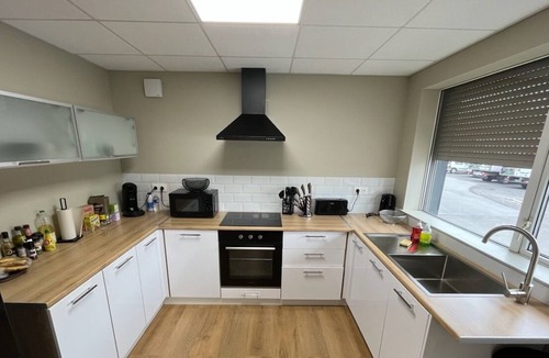 Maubeuge Apartment | Apartment-Ensuite with Shower-Courtyard view