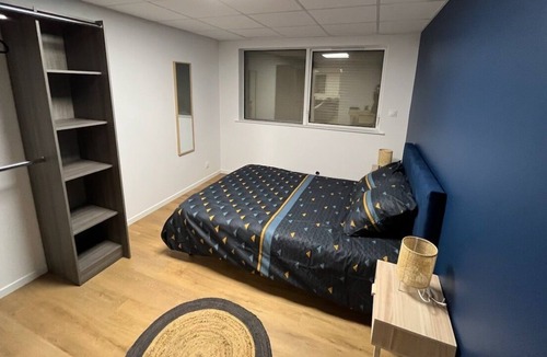 Maubeuge Apartment | Apartment-Ensuite with Shower-Courtyard view