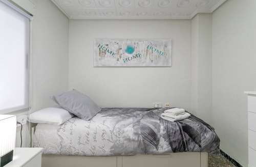 Elche Apartment | Apartment "Erick" close to City Centre with Wi-Fi