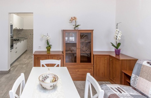 Murine Apartment | Apartment Erin - One Bedroom Apartment with Terrace