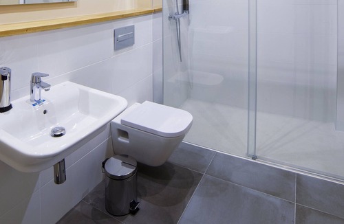 Baztan Apartment | Apartment type suite in rural setting