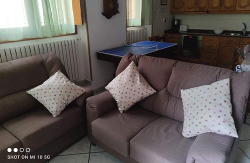 El Rasillo de Cameros Apartment | Apartment 'Luar 1' with Mountain View and Wi-Fi