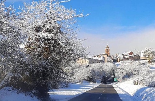 El Rasillo de Cameros Apartment | Apartment 'Luar 1' with Mountain View and Wi-Fi