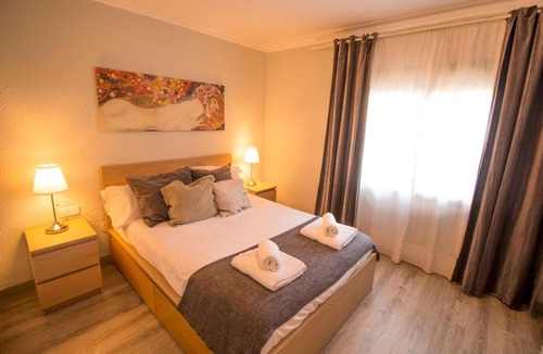 Collblanc y La Torrassa Apartment | Apartment for 6 people, equipped and confortable