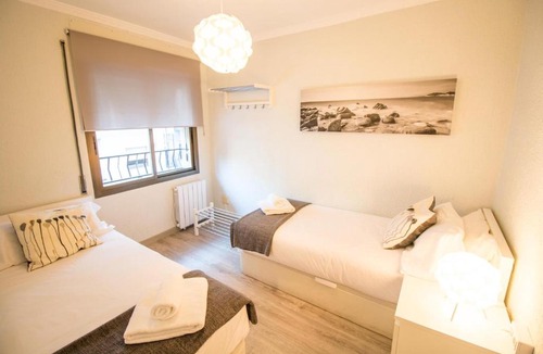 Collblanc y La Torrassa Apartment | Apartment for 6 people, equipped and confortable