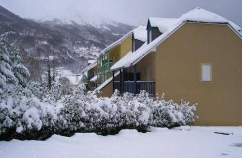 Esquieze-Sere Apartment | Apartment Esquièze-Sère, 2 bedrooms, 6 persons