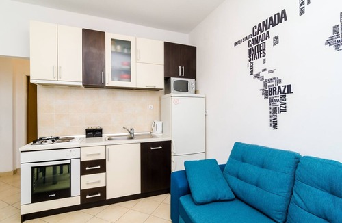 Montovjerna Apartment | Apartment Eulalija- One-Bedroom Apartment with Terrace and Sea View