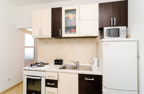 Montovjerna Apartment | Apartment Eulalija- One-Bedroom Apartment with Terrace and Sea View