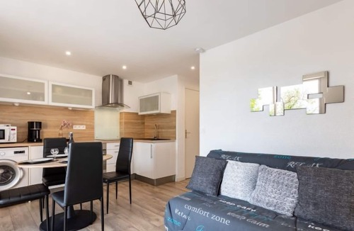 Les Hauts de Canet Apartment | Apartment Europa by Interhome