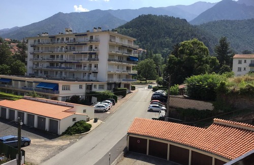 Vernet-les-Bains Apartment | Apartment F2 45 m² - ideal for your treatments