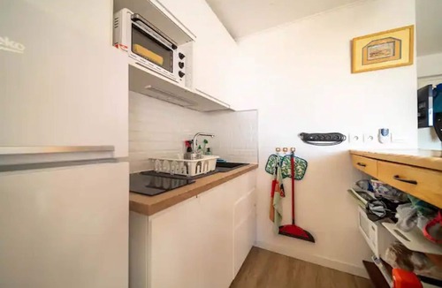 Le Couchant Apartment | Apartment F2 terrace "Port Athena" 150 m from the beach