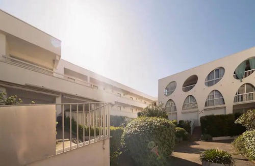 Le Couchant Apartment | Apartment F2 terrace "Port Athena" 150 m from the beach