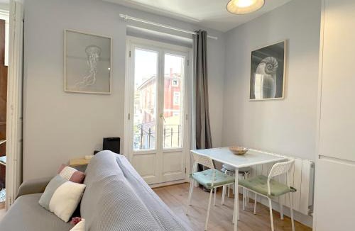 Portugalete Apartment | Apartment facing the Bizkaia Bridge, Bilbao