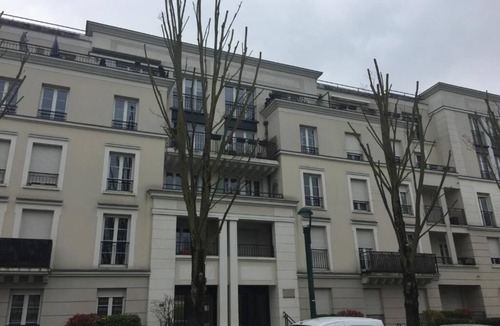 Serris Apartment | Apartment facing Vallée Village - very close to Disneyland