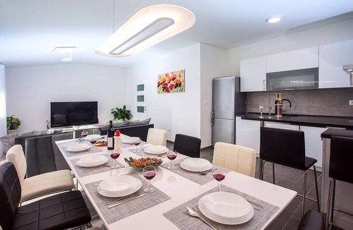 Gata Apartment | Apartment Family dream for 8 with private heated pool and jacuzzi!