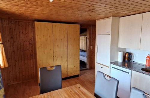 Zweisimmen Apartment | Apartment Ferienwohnung mit Bergpanorama by Interhome