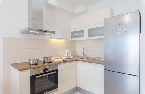 Dugi Rat Apartment | Apartment Filip, (15878), Duce, hr