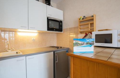 Cabourg Apartment | Apartment Fleur Marine-27 by Interhome