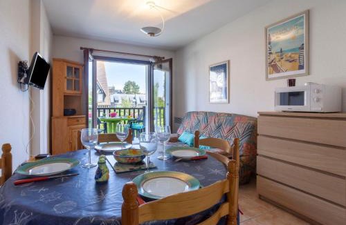 Cabourg Apartment | Apartment Fleur Marine-30 by Interhome