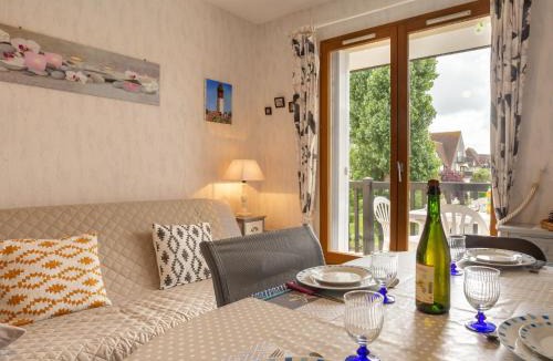 Cabourg Apartment | Apartment Fleur Marine-31 by Interhome