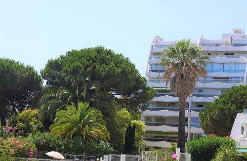 La Petite Motte Apartment | Apartment Fleurie II-1